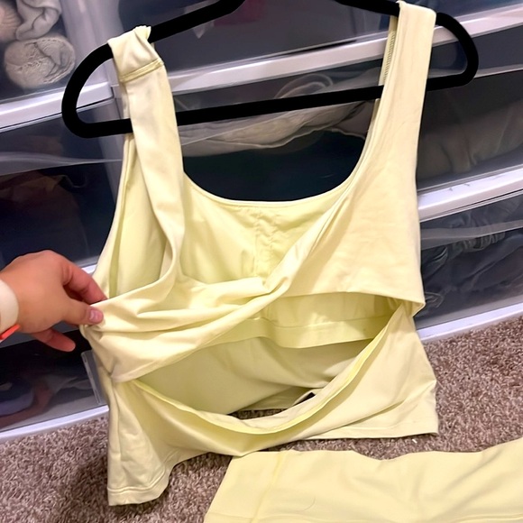 Fabletics set - Picture 2 of 3